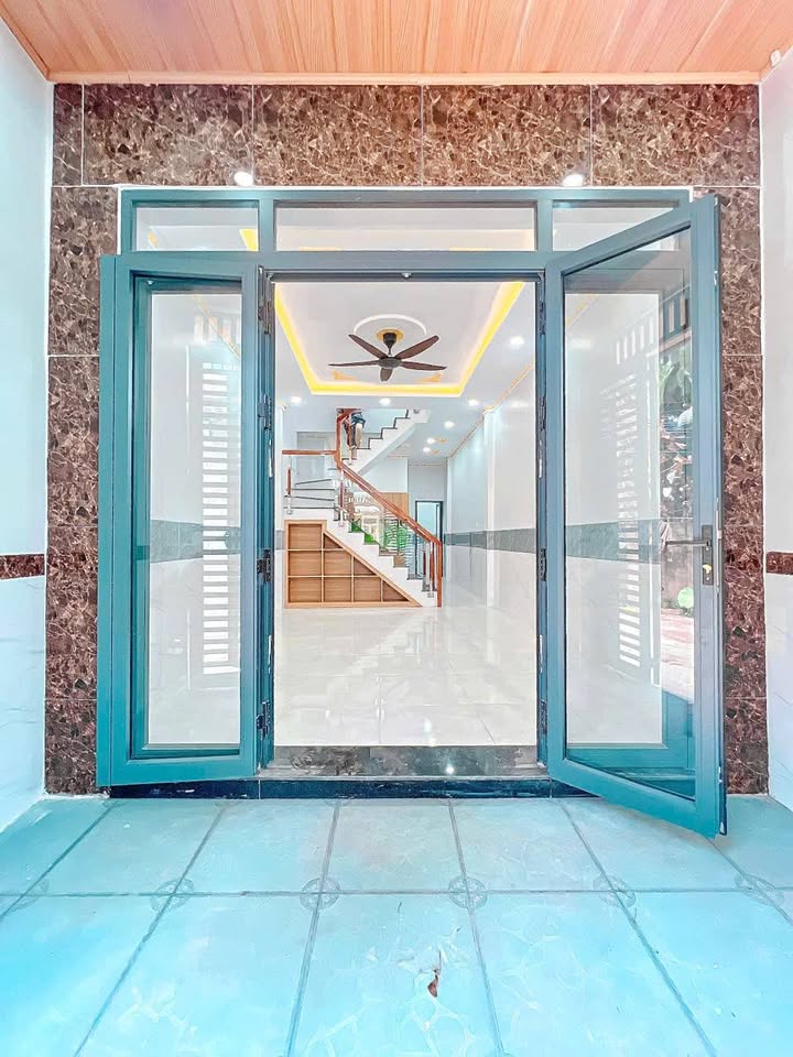 Nhà phố Dĩ An 58m² giá 2.08 tỷ - Vị trí siêu đẹp gần Big C