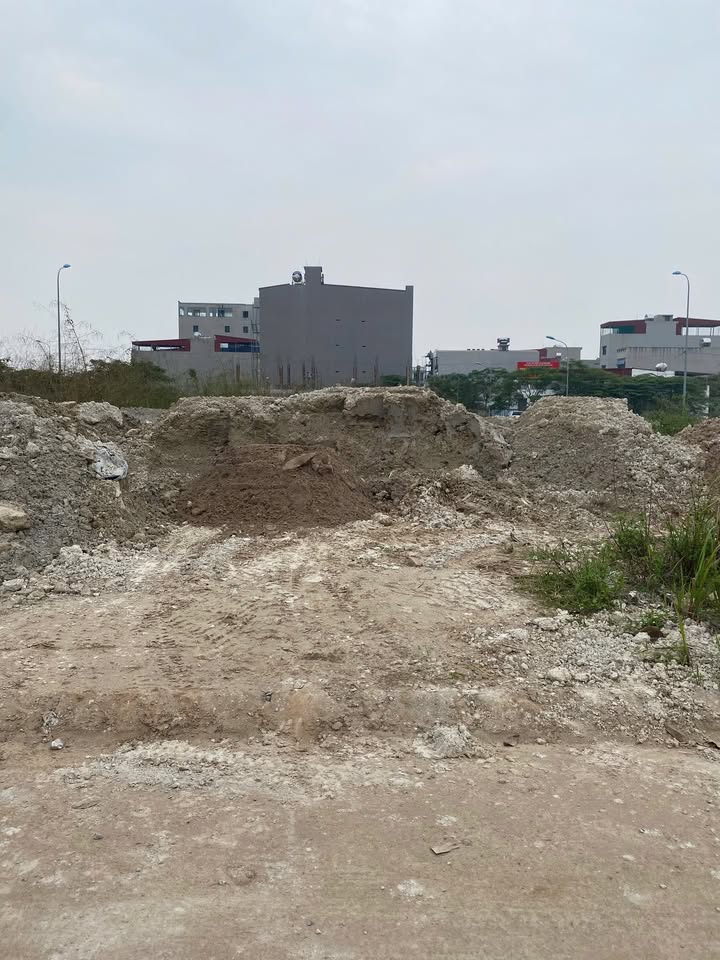 Đất nền đẹp tại Chu Mẫu, Vân Dương, Bắc Ninh 90m² chỉ 4 tỷ - Cơ hội đầu tư vàng!