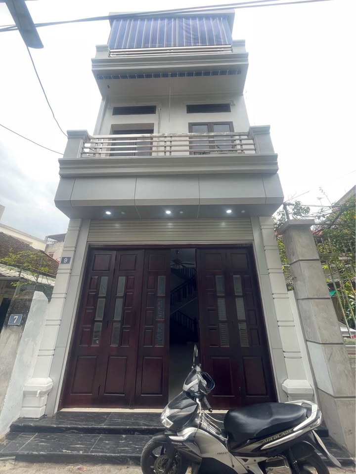 Nhà 3 tầng ngõ 175 Hồ Ngọc Lân, 61m² giá thỏa thuận - Không thể bỏ qua!