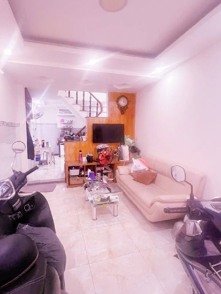 Nhà 3 tầng đường An Dương Vương, quận 5, 40m² giá 5 tỷ - Vị trí vàng kết nối nhanh!