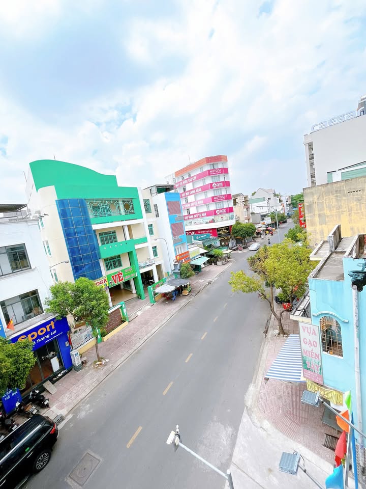 Nhà Góc 2 Mặt Tiền Kinh Doanh Đường Gò Dầu, Tân Quý, 105m² - Sổ hồng chính chủ, giá 20 tỷ!