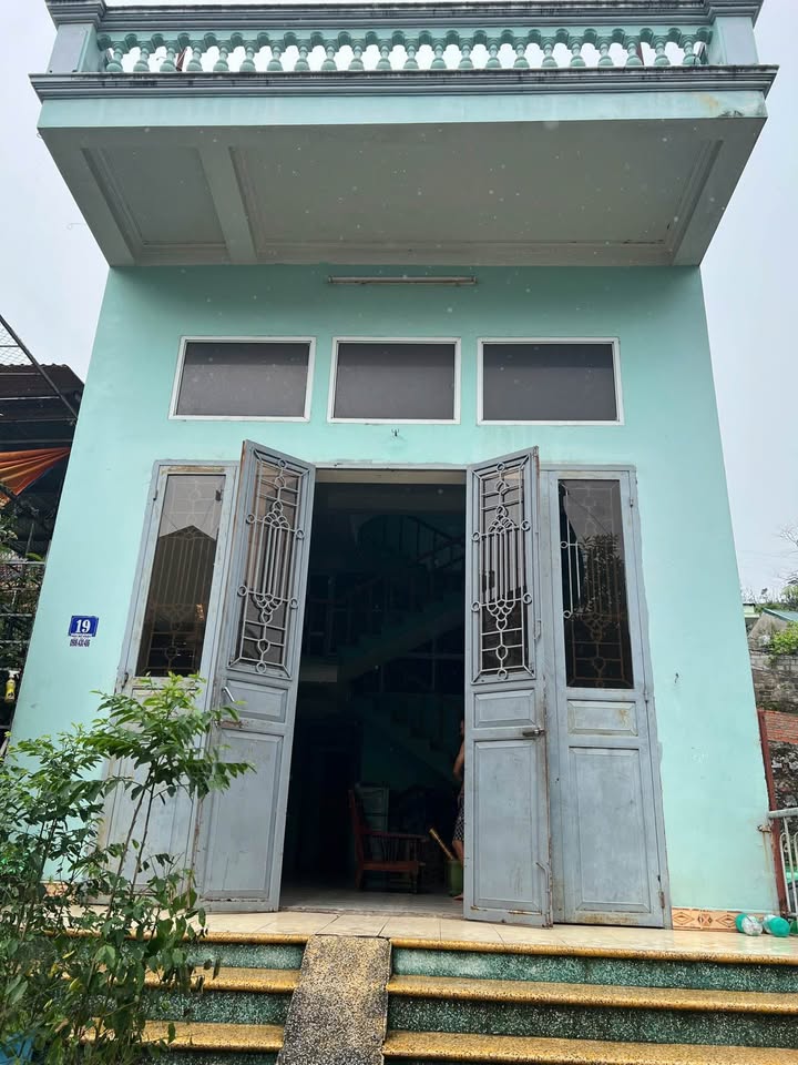 Đất tặng nhà Bãi Cháy Hạ Long 102m² giá 2.8 tỷ - Đường ô tô vào tận cửa!