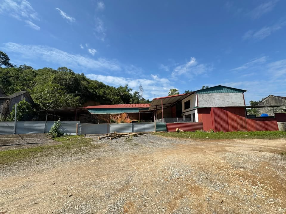 Bán đất có nhà xưởng tại Yên Lương, Thanh Sơn - 1233m² giá 2 tỷ