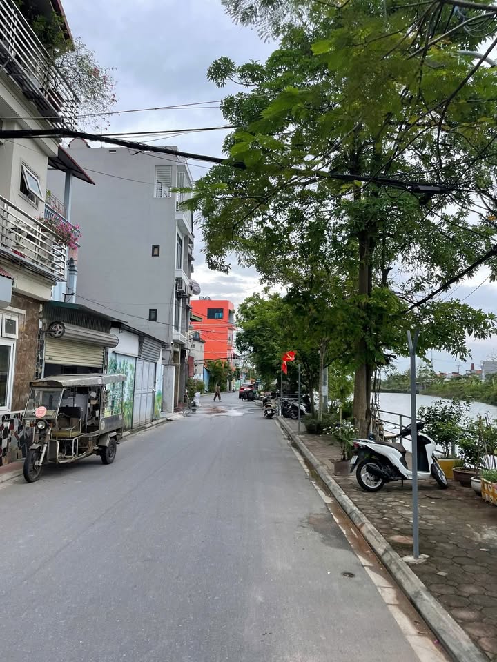 Đất nền Phú Thị, Gia Lâm 100m² giá chỉ 4 tỷ - Sổ đỏ chính chủ, cơ hội đầu tư tuyệt vời!