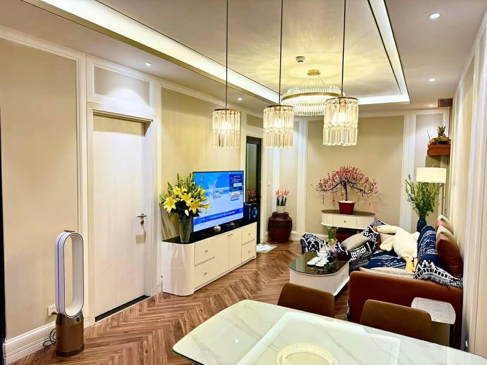 Căn hộ King Palace 108 Nguyễn Trãi 3 phòng ngủ giá 24 triệu - Nội thất cao cấp sẵn sàng ở!