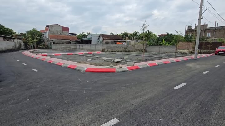 Đất mặt đường liên xã Hồng Quang, 90m² giá 1.5 tỷ - Cơ hội vàng cho nhà đầu tư!