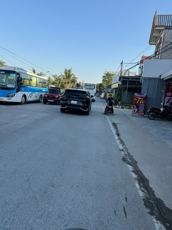 Đất nền kinh doanh tại Quyết Tiến, Tiên Lãng, Hải Phòng 85m² giá 3 tỷ - Vị trí đẹp, thuận lợi!