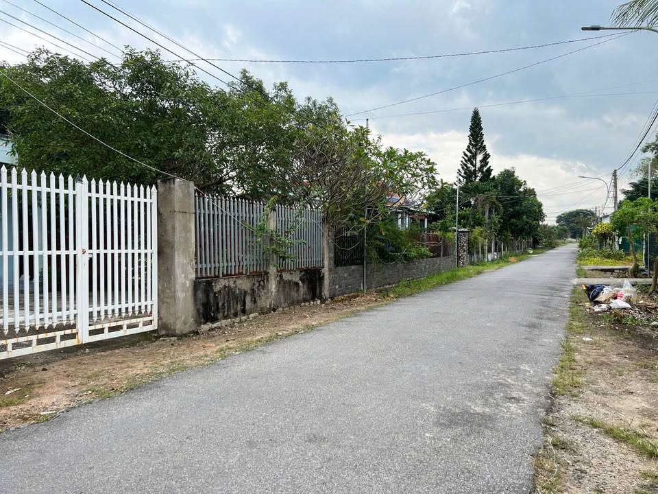 Nhà cấp 4 Phước Hoà 468m² giá thỏa thuận - Đất sạch, hướng Nam, đường nhựa