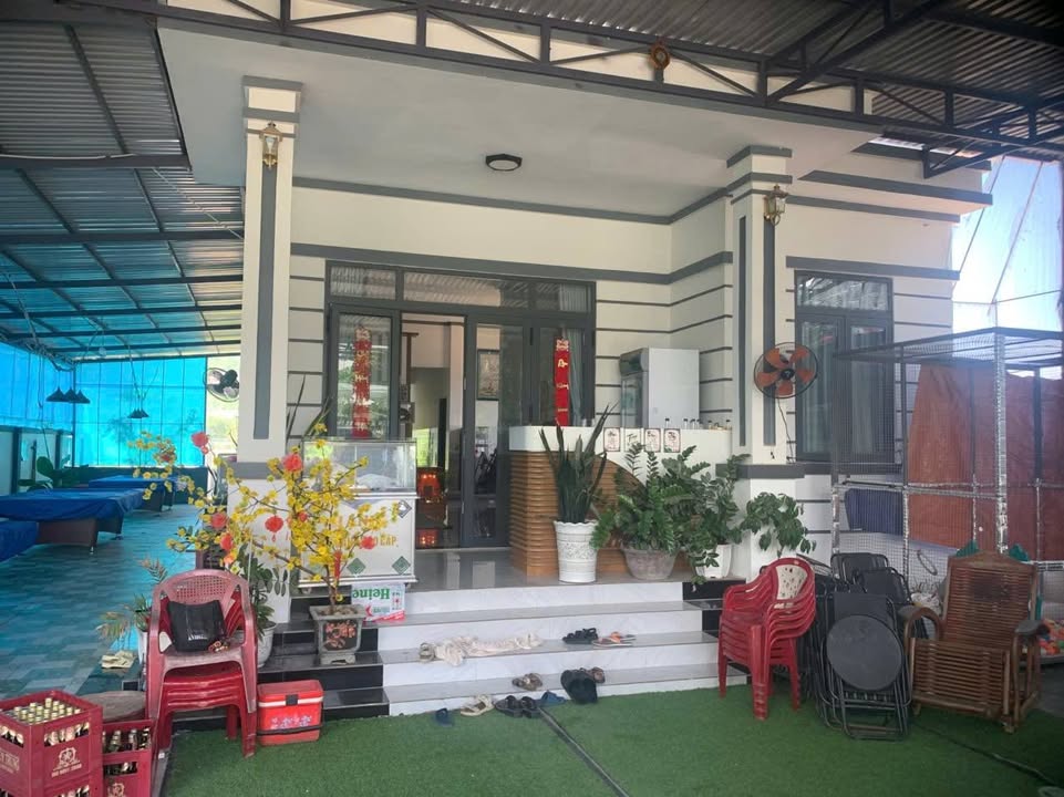 Nhà mặt tiền Quốc lộ 1A, Thuận Bắc, 600m² giá 3.8 tỷ - Thiết kế đẹp, nội thất đầy đủ!