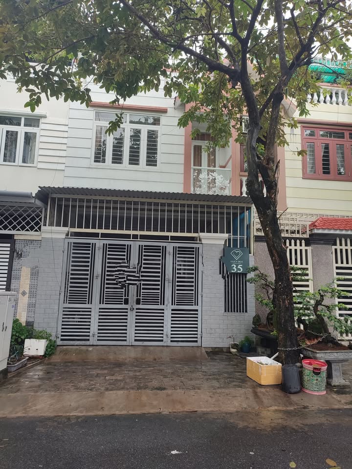 Nhà cho thuê 3 tầng KĐT Phước Long A 100m² - Giá chỉ 12 triệu/tháng!