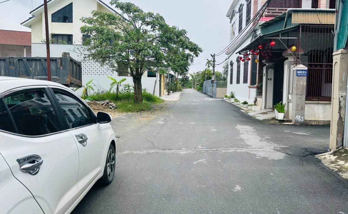 Đất nền lô góc 2 mặt tiền Nguyễn Du 120m² giá 3.3 tỷ - Đầu tư sinh lời ngay!