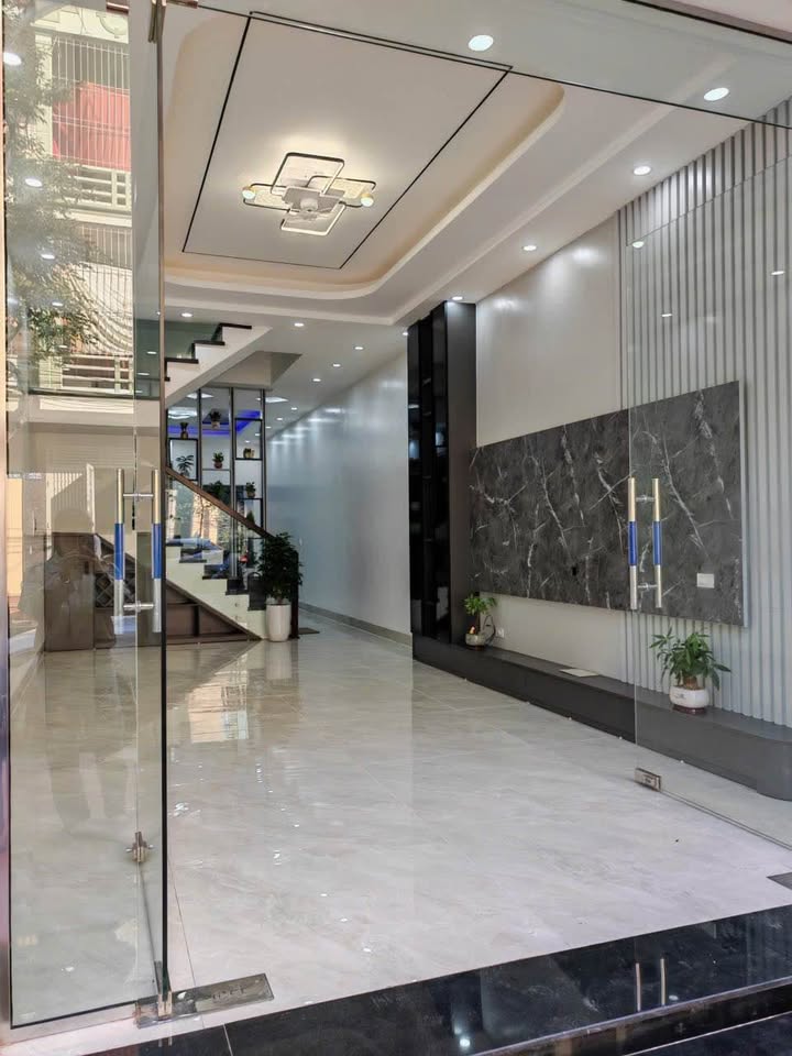 Nhà phố 3 tầng mới keng tại trung tâm Đông Hương - 70m² giá chỉ 5 tỷ - Cơ hội hiếm có!