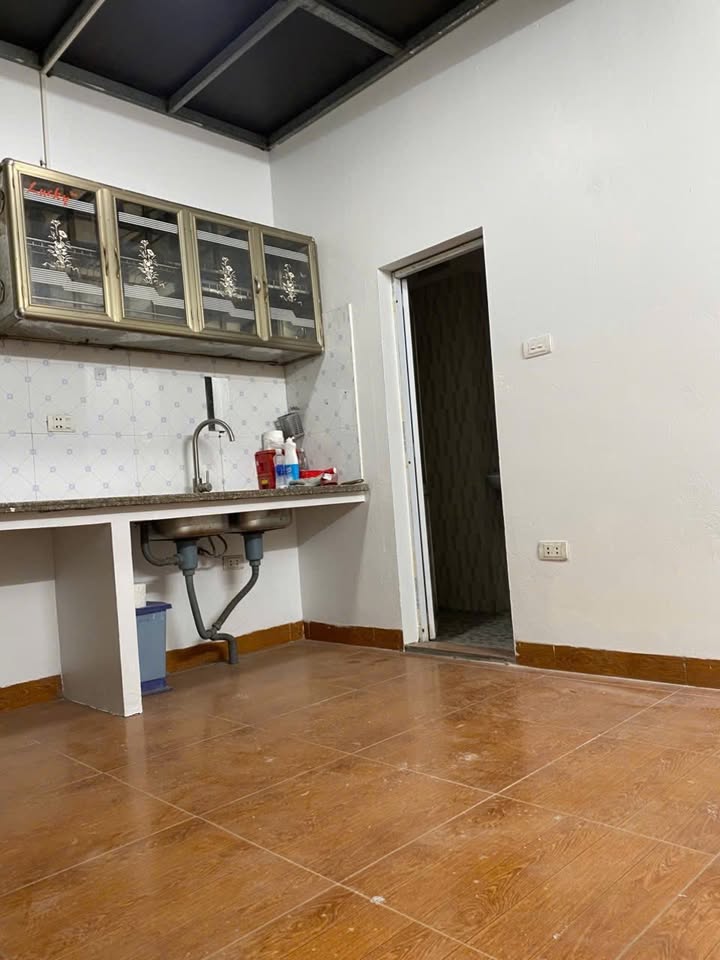 Nhà nguyên căn cho thuê tại Triều Khúc, Thanh Xuân - Giá chỉ 5 triệu/tháng!