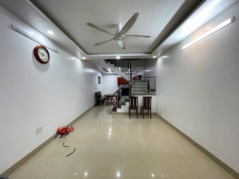 Nhà 4 tầng lô góc Kiều Sơn, Hải Phòng 44m² giá 4.35 tỷ - Không thể bỏ qua!