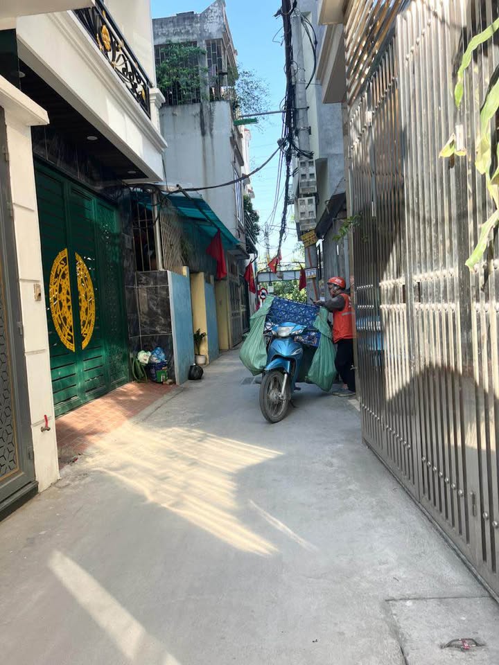 Nhà riêng Thụy Phương 28m² giá 3 tỷ - Mặt tiền đẹp, giao dịch ngay!