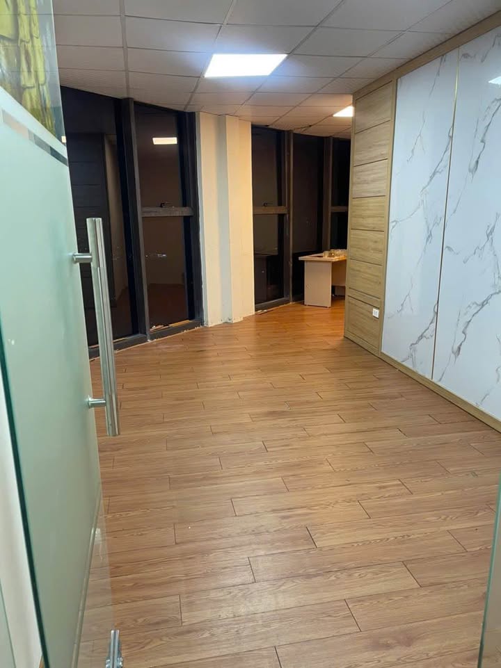 Văn phòng cho thuê tại Nguyễn Tuân, Thanh Xuân, Hà Nội 250m² - Giá chỉ 4x triệu!