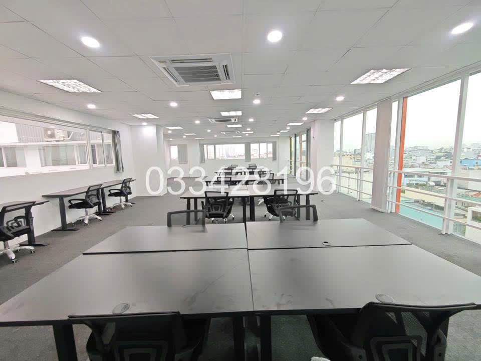 Cho thuê văn phòng 250m² tại Hoàng Cầu, Đống Đa - Giá chỉ 65 triệu/tháng!