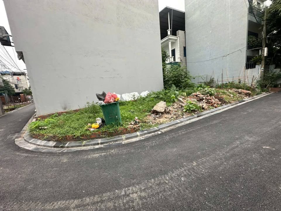 Đất nền Nguyên Khê Đông Anh 43m² giá 3 tỷ - Ô tô ra vào thoải mái!