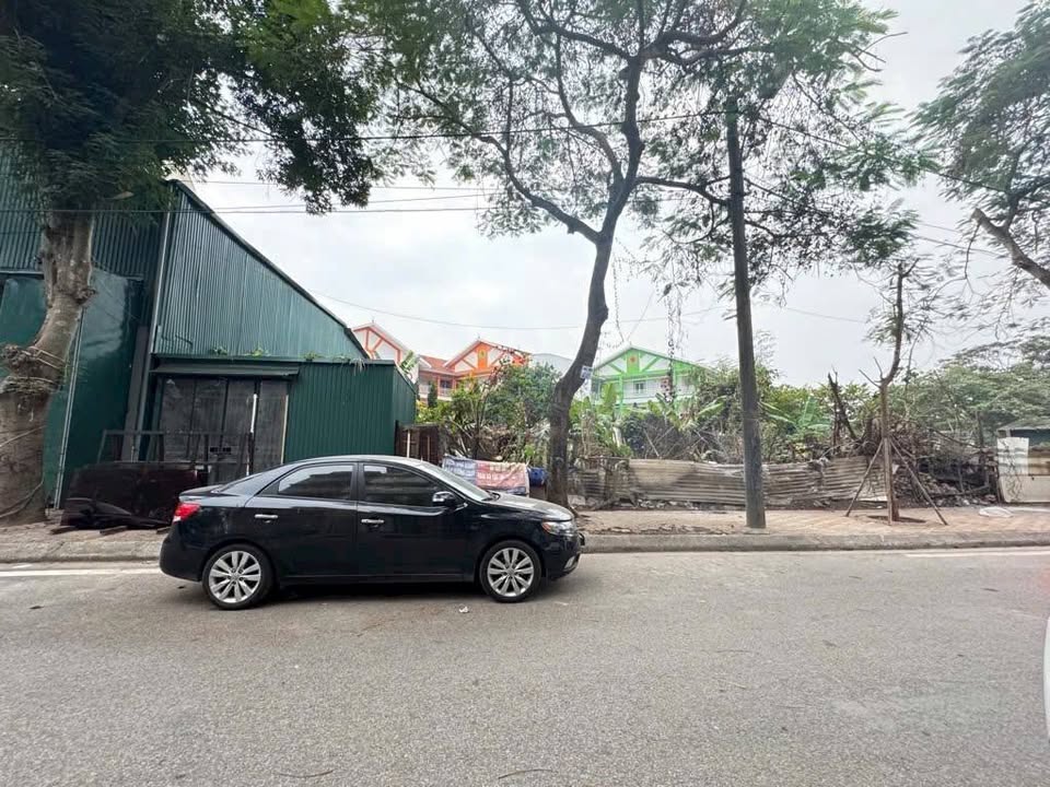 Đất nền Thượng Thanh, Việt Hưng 240m² giá 16.6 tỷ - Đầu tư sinh lời hấp dẫn!