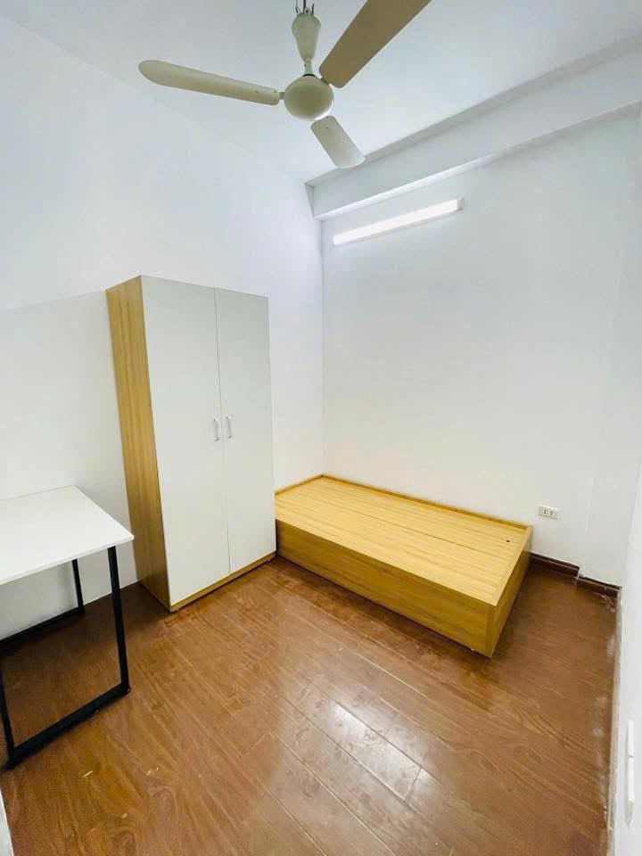 Phòng trọ Ngọc Lâm 10m² giá 2 triệu - Nhận nhà ngay!
