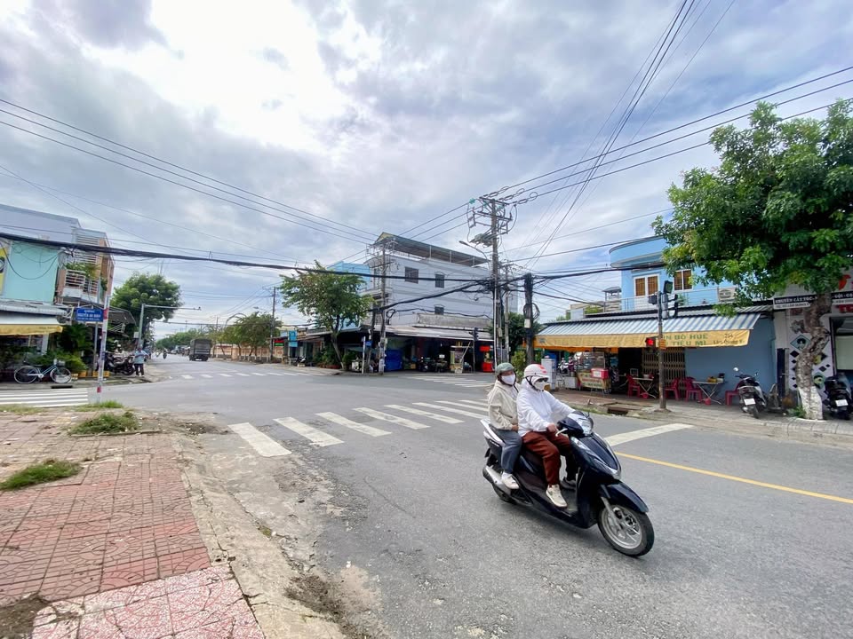 Nhà mặt tiền đường Lâm Quang Ky, Rạch Giá 75m² giá 10 triệu - Hợp đồng dài hạn!