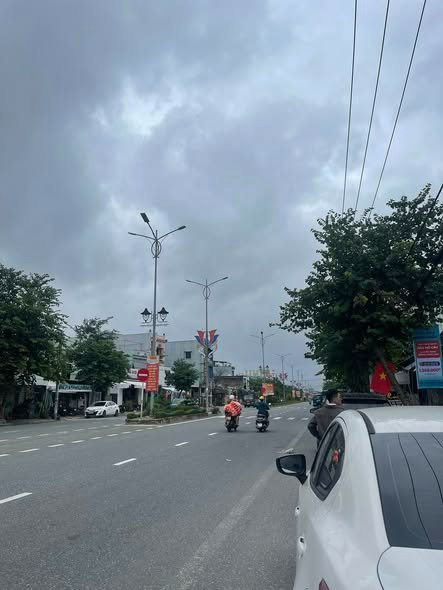 Đất nền Vĩnh Điện, Điện Bàn 105m² - Vị trí đắc địa, thuận tiện kinh doanh!