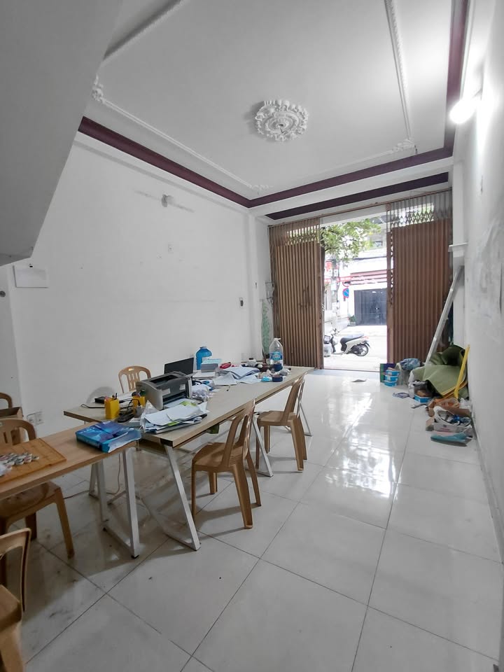 Nhà cho thuê 2 tầng Trương Chí Cương, Hòa Cường Nam 10 triệu - Không thể bỏ lỡ!