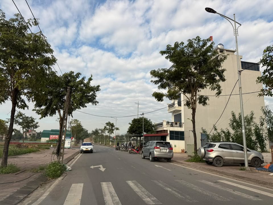 Đất nền KĐT Tấn Đức, Phổ Yên 100m² giá 2.4 tỷ - Cơ hội đầu tư lý tưởng!