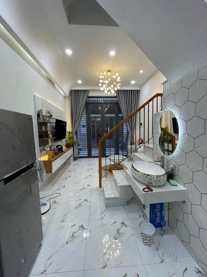 Nhà nguyên căn Gò Vấp 42m² giá 10 triệu - Full nội thất mới đẹp!