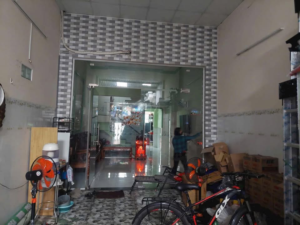 Nhà mặt tiền kinh doanh Huỳnh Minh Mương, Củ Chi 140m² giá 4 tỷ - Đầu tư sinh lời ngay!