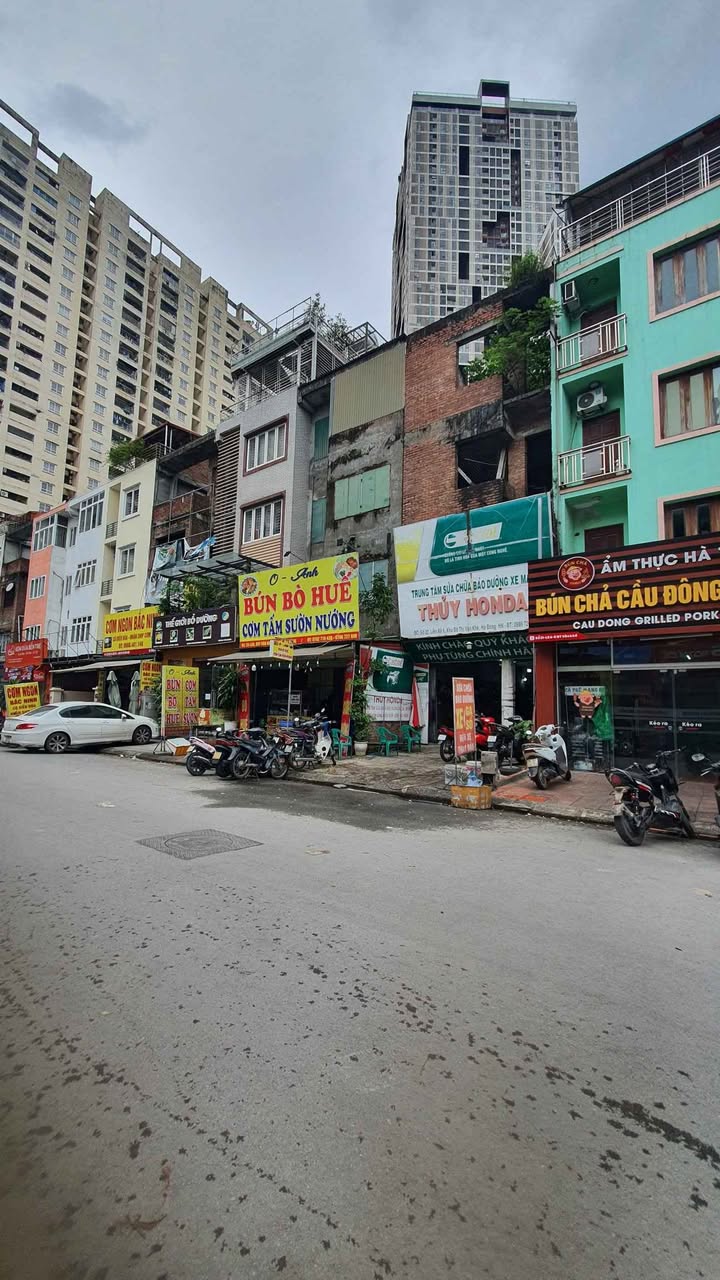 Nhà phố liền kề Văn Khê Hà Đông 83m² giá thỏa thuận - Kinh doanh sầm uất