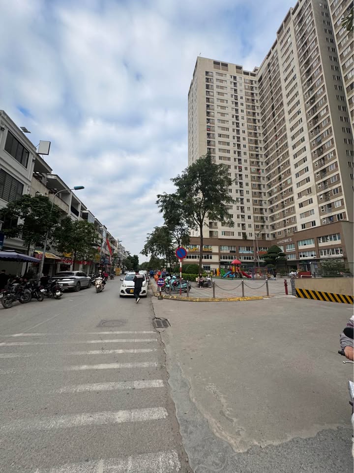 Nhà liền kề LK4 Tân Tây Đô 91.5m² giá 18 tỷ - Mặt tiền kinh doanh đắc địa