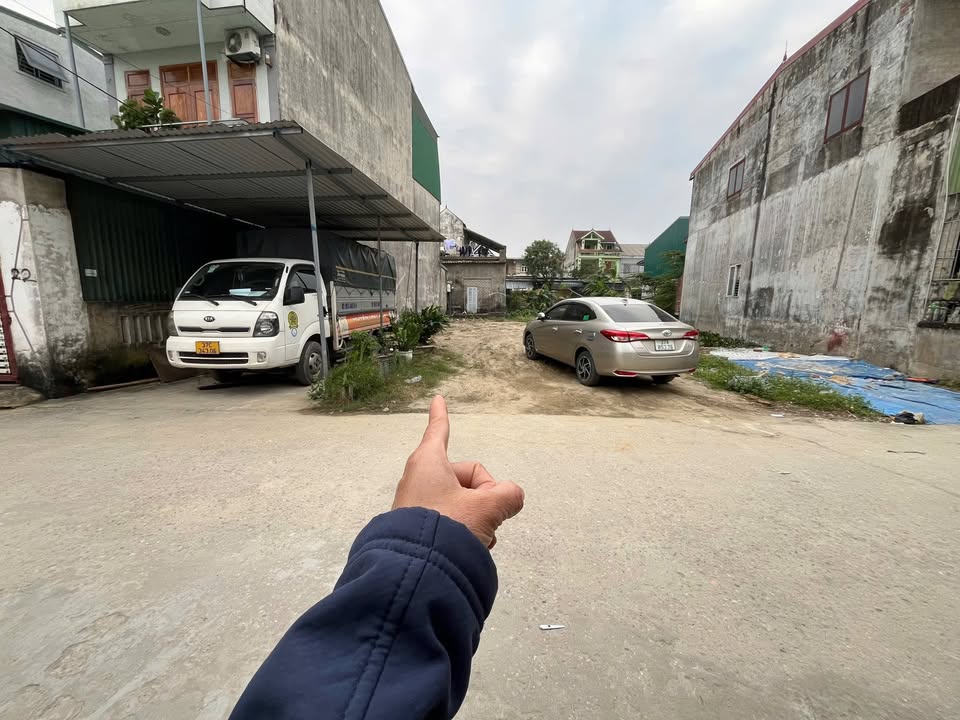 Đất nền Phường Vinh Tân 100m² giá 3.6 tỷ - Đường rộng ô tô tránh nhau!