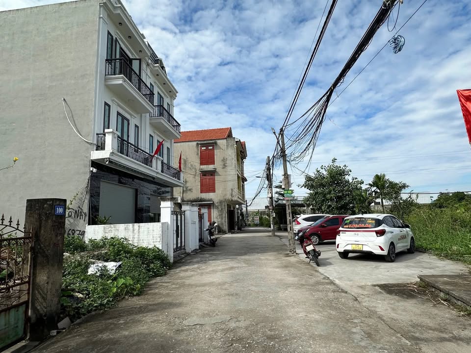 Đất nền Tổ 8, thị trấn An Dương 90m² giá 2.9 tỷ - Ô tô đỗ cửa 24/7!