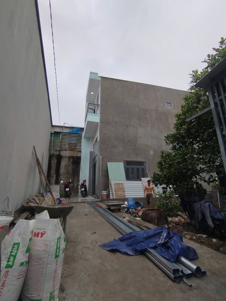 Nhà riêng phường Dĩ An 85m² giá 2.5 tỷ - Sổ hồng chính chủ, hỗ trợ vay ngân hàng!