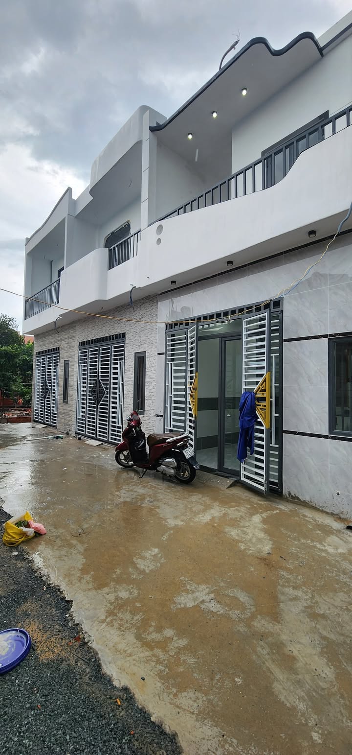 Nhà trệt lầu 74m² tại phường An Phú, Bình Dương - Giá 1.35 tỷ, xe hơi tới nhà!