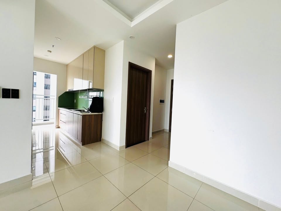 Căn hộ Q7 Riverside 70m² giá 4.3 tỷ - Căn góc, nội thất cơ bản, sẵn sàng ở!