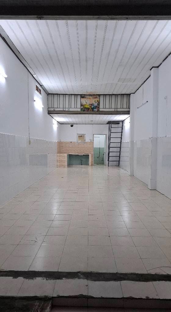 Nhà cho thuê đường Phan Huy Ích, Tân Bình 72m² giá chỉ 8 triệu - Đúc lửng, tiện nghi đầy đủ!