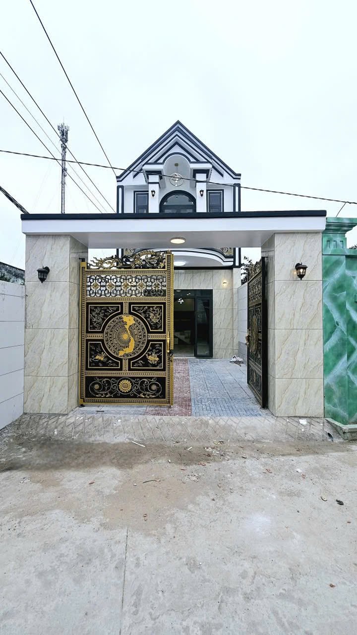 Nhà mới xây tại xã Mỹ Hạnh Nam, Đức Hòa, Long An 125m² giá 2.7 tỷ - Đầy đủ tiện nghi, chính chủ!