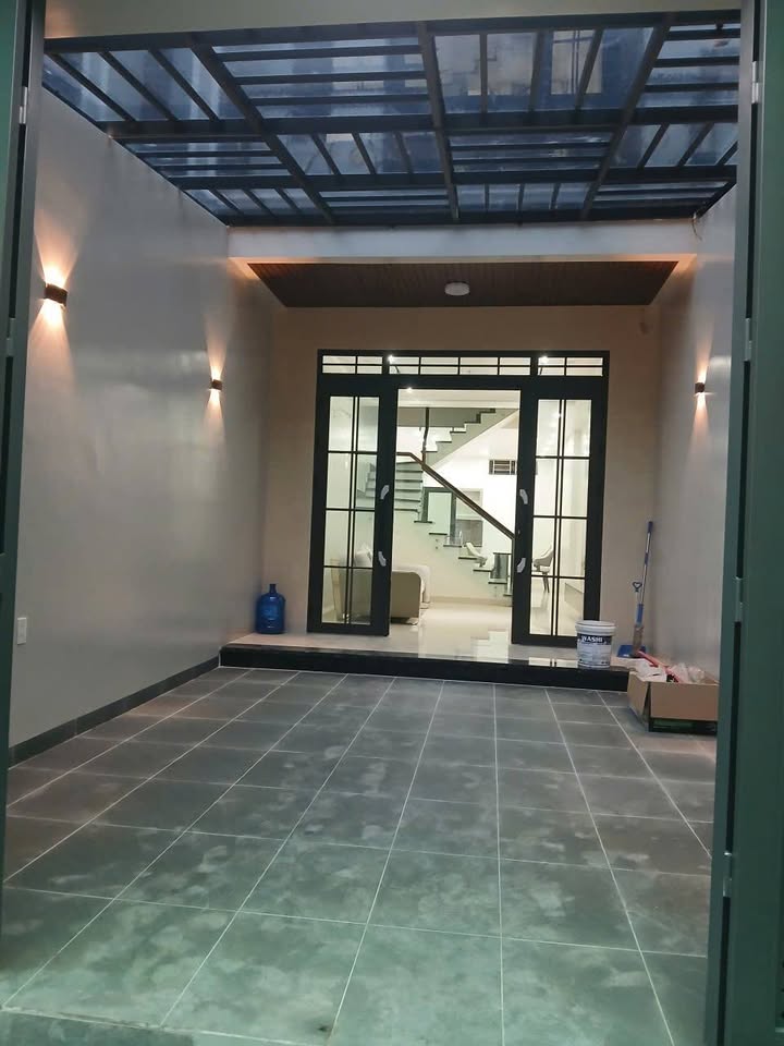 Nhà cho thuê 4 tầng tại Nguyễn Đức Cảnh, 80m² giá 30 triệu - Phù hợp văn phòng và kinh doanh!