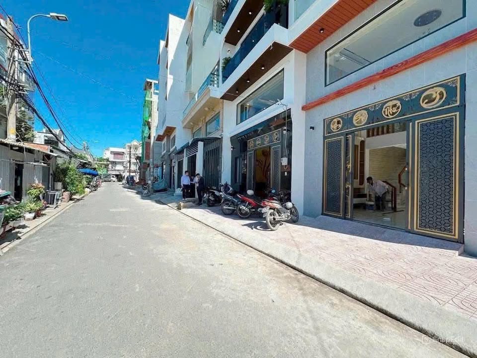 Đất nền Bình Tân 92m² giá 6.89 tỷ - Nở hậu đẹp, vị trí vàng!