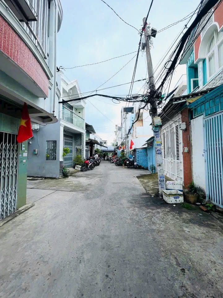 Nhà bán đường Tân Hòa Đông, Bình Trị Đông, 35m² - Khu dân trí cao, giá tốt!