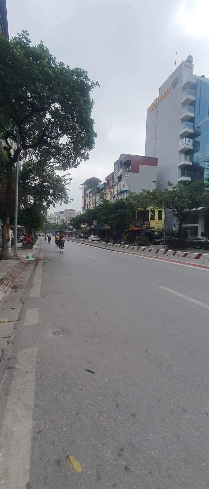 Bán đất mặt phố Lê Thanh Nghị, Hai Bà Trưng, 50m² chỉ 23.5 tỷ - Kinh doanh đỉnh cao!