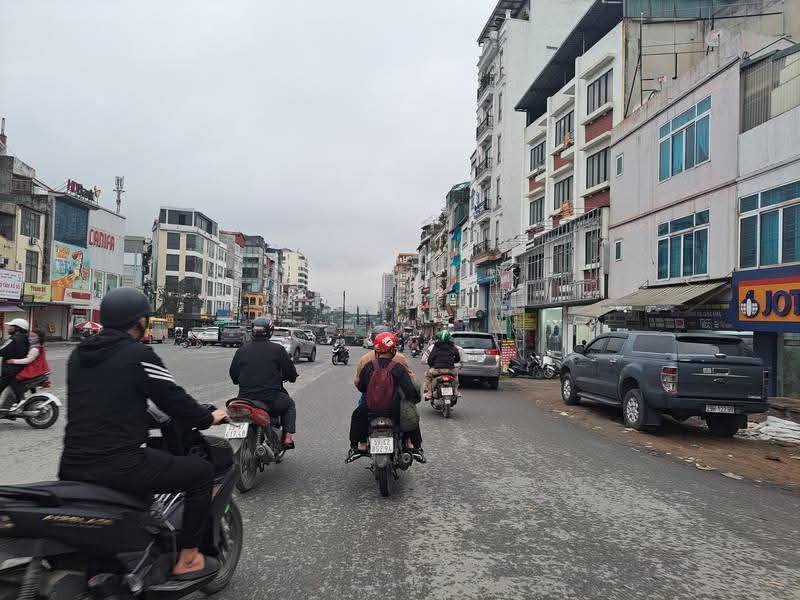 Nhà mặt phố Kim Đồng, Hoàng Mai 56m² giá 26 tỷ - Đầu tư sinh lời cao!