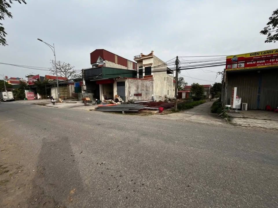 Đất góc 2 mặt tiền tại xã Lê Hồng, Thanh Miện, 120m² - Giá chỉ 3 tỷ!