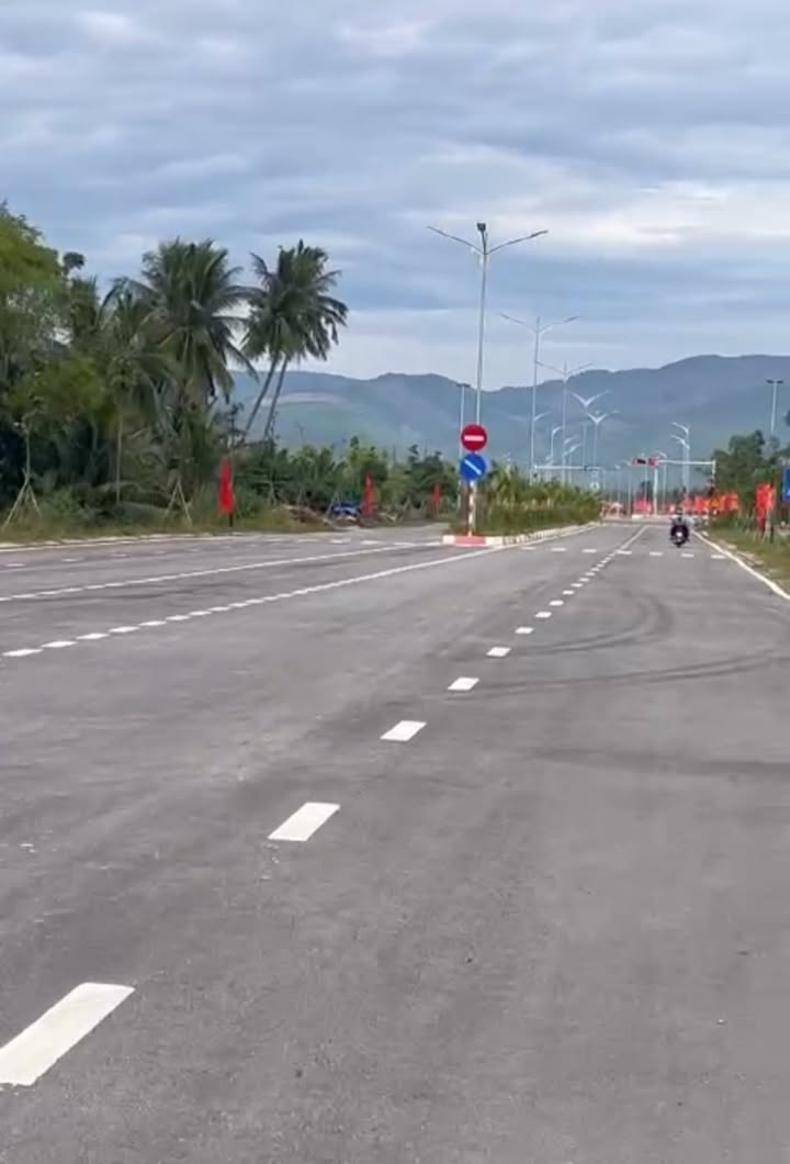 Đất thổ cư lô góc khu phố 8, phường Tam Quan 153m² giá 1 tỷ - Đầu tư sinh lời ngay!