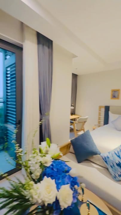 Căn hộ Sun Centro Town Hạ Long 47m² giá 2.6 tỷ - Mặt biển, Full nội thất!