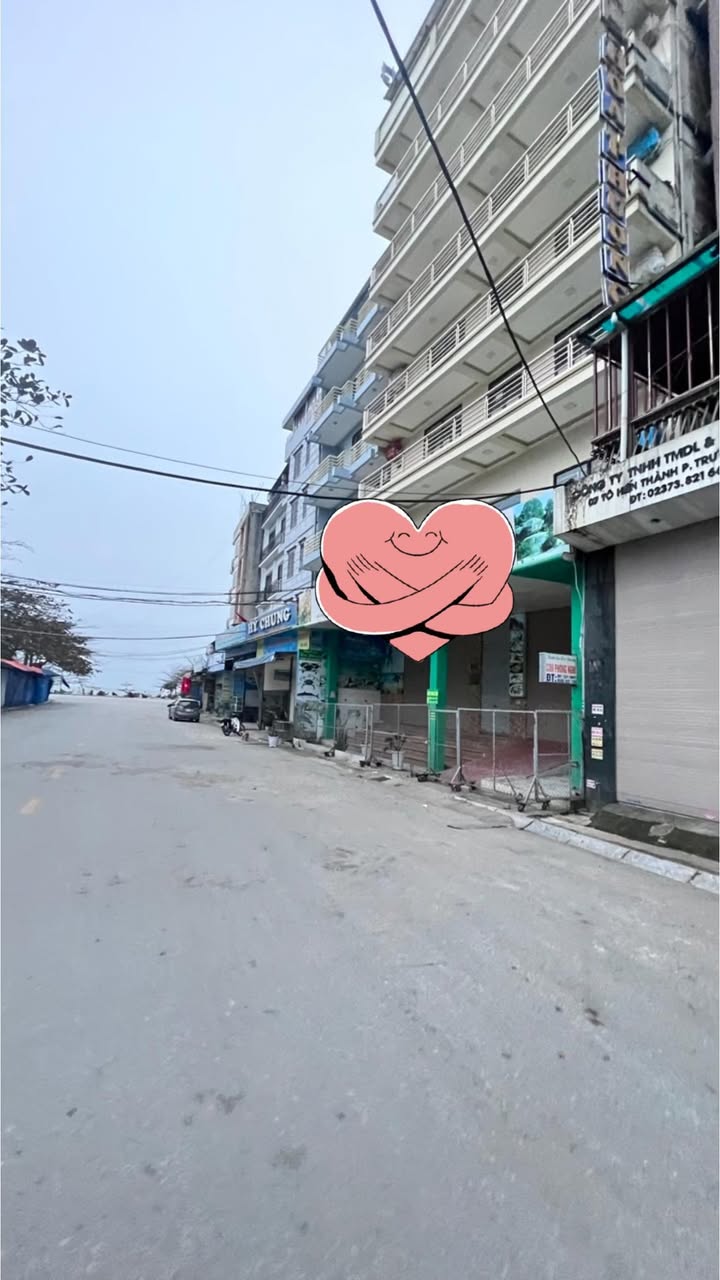 Khách sạn 283m² tại Tô Hiến Thành, Sầm Sơn - Bán gấp, cách biển 20m!