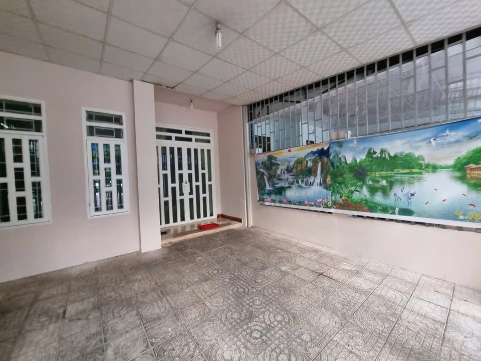 Nhà riêng Hiệp Thành, Thủ Dầu Một 100m² giá 3.85 tỷ - Đậu xe hơi thoải mái!