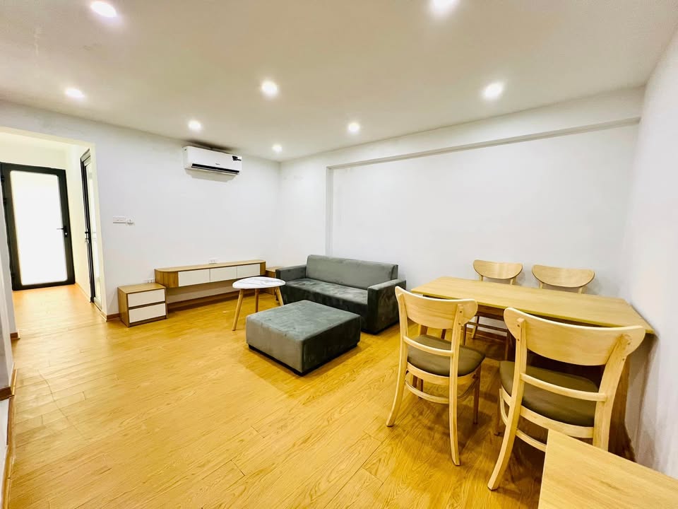 Căn hộ Thái Thịnh, Đống Đa 25m² giá 2.4 tỷ - Nội thất đẹp, sổ đỏ chính chủ!